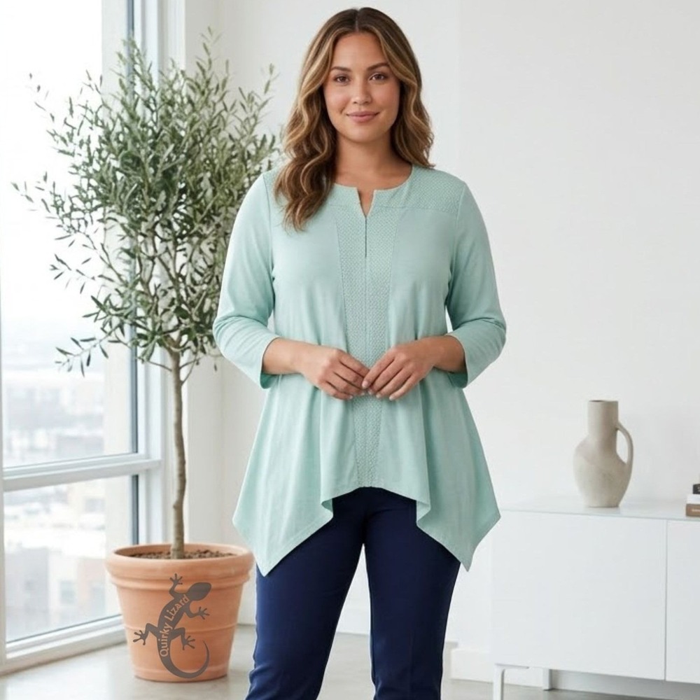 Adrianna Papell Tunic XL‎ Sage Green Textured Sharkbite Hem 3/4 Sleeve Knit Top